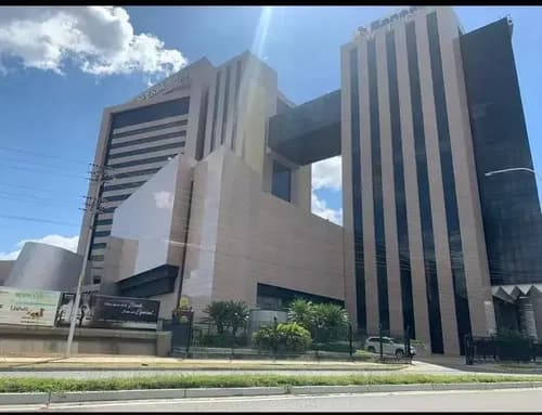 Oficina En Venta En Hotel Hesperia 57mts Piso 5 Hermosa Vista. Hp