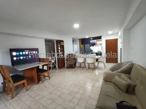 Apartamento En Venta En Colinas De Bello Monte Piso 4 Hg 26-20310
