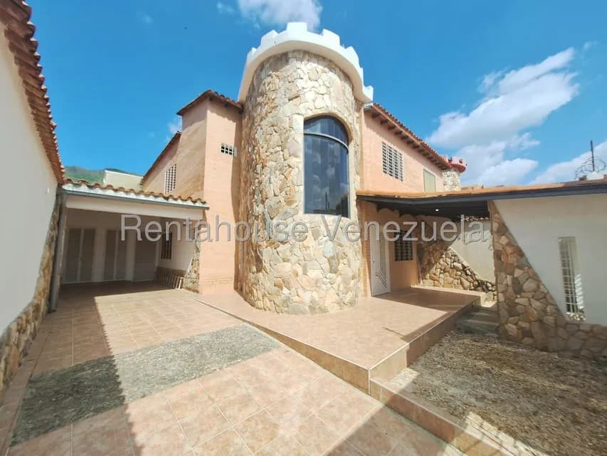Casa (Duplex) en Venta en Ciudad Jardin Manongo, Carabobo