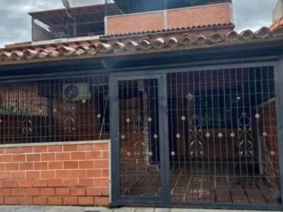 Casa en venta en Guatire Muralla Arriba