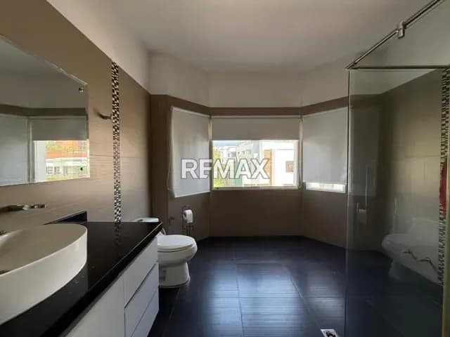 CASA EN URB LAS DELICIAS EN VENTA