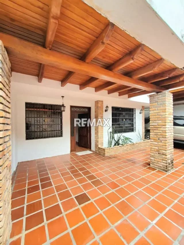 CASA EN ALQUILER EN CUEVA DEL OSO