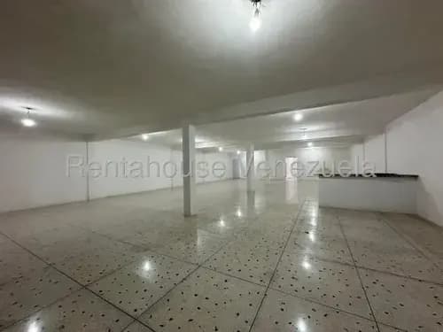 Local Comercial De 329mts En Alquiler Cc Regional Turmero San Pablo 25-17432 Apd