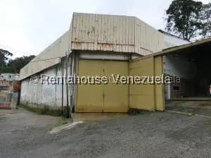 Comercial (Galpon - Deposito) en Venta en Los Montes Verdes, Miranda