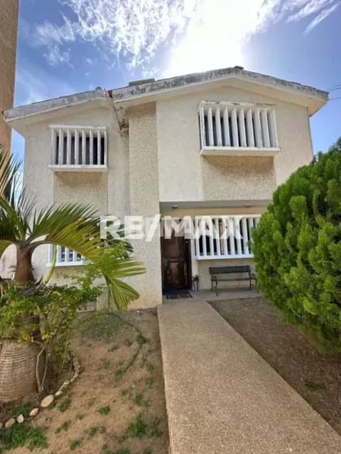 CASA VENTA LA LAGO