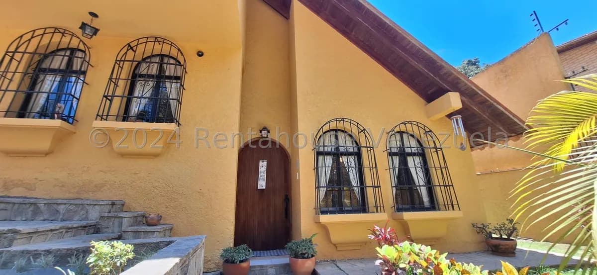Casa (Duplex) en Venta en Los Naranjos del Cafetal, Distrito Metropolitano