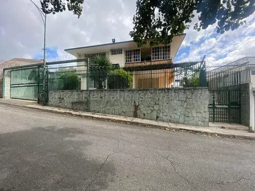 Casa En Venta En El Marques Caracas