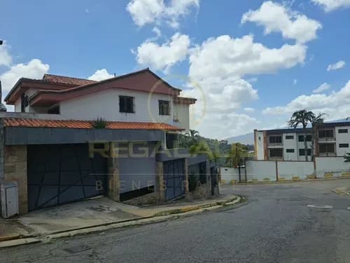 Cv-1899 Casa Los Naranjos Del Cafetal Avenida Sur 3 Caracas