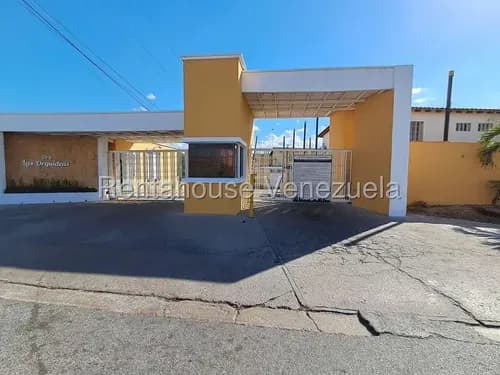 Se Vende Comodo Apartamento Para Remodelar A Su Gusto Pozo De Agua Propio Vigilancia Urb La Orquidea La Morita 26-14614 Miriam