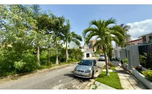 Terreno En Venta Las Chimeneas - 866 M2 - Calle Cerrada Con Control De Acceso. Gerardo Hurtado