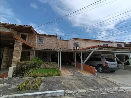 Casa En Venta En La Urb La Ribereña Ii - Cabudare . Ey-9998898