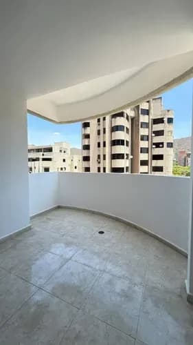Apartamento En Venta Urb. La Trigaleña Baja - Res. Navona