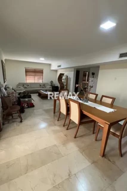 TOWNHOUSE EN VILLA DUNA FUERZAS ARMADAS
