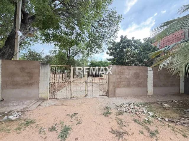 En venta casa en punta de piedra frente a la playa