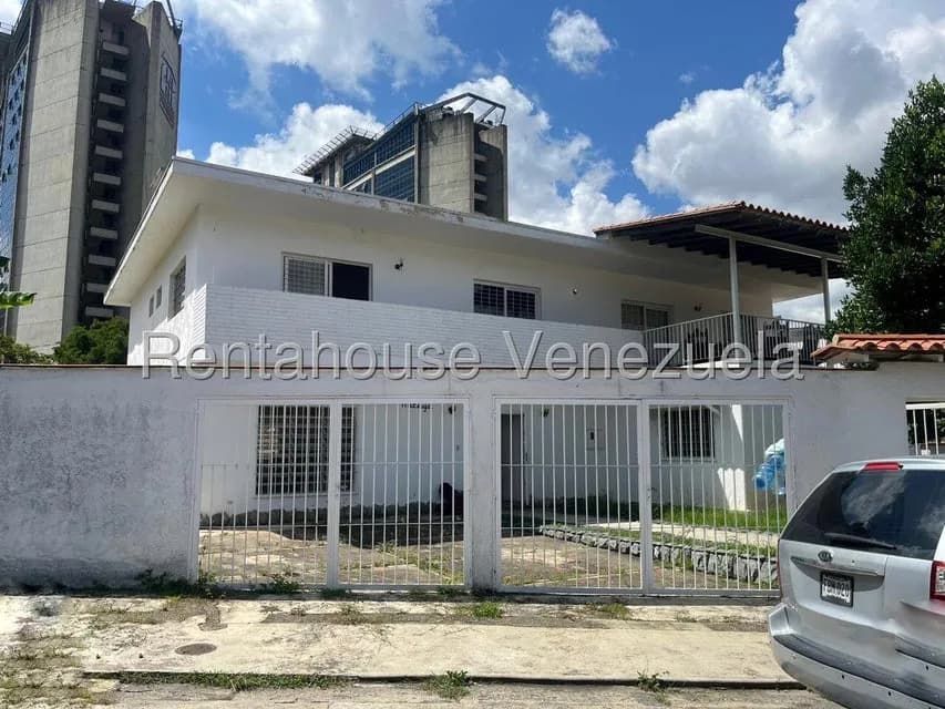 Casa (Duplex) en Venta en Macaracuay, Distrito Metropolitano