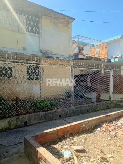 VENDE CASA EN ZONA NORTE EL NARANJAL
