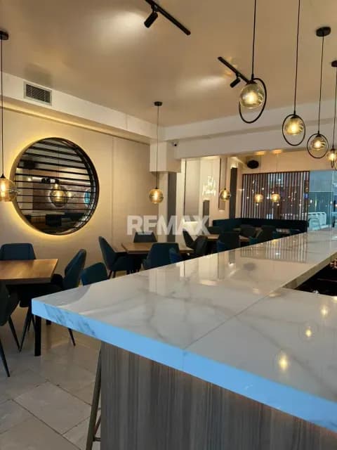 ALQUILO RESTAURANT EN CC LAGO MALL AV MILAGRO