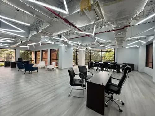 Oficina En Alquiler En Las Mercedes 190 Mts2 (open Space)