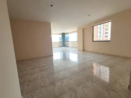Hermanas Venden Amplio Apartamento Con Excelente Vista Y Ubicacion Obra Blanca En Las Chimeneas (solo Clientes)