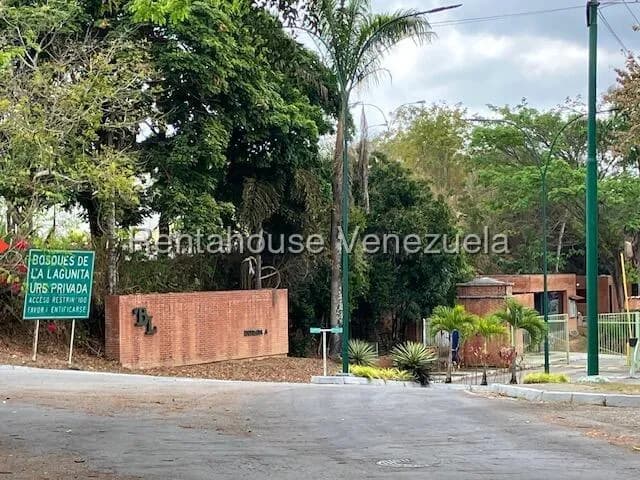 Terreno (Residencial) en Venta en Bosques de la Lagunita, Distrito Metropolitano