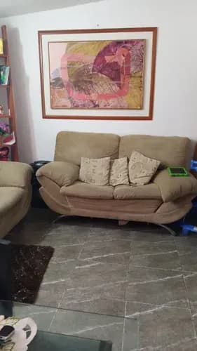 Casa En Venta , Urb. Altamira , San Joaquin . Edo. Carabobo Mg25