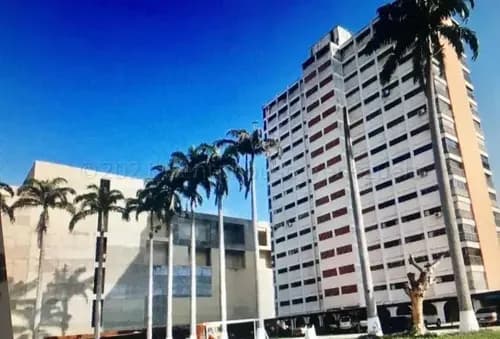 En Venta Amplio Y Cómodo Apartamento Ubicado En Pleno Corazón Al Este De Barquisimeto Lara Rc
