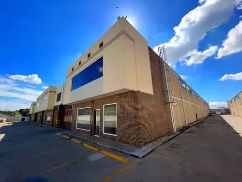 Jeannet Gonzalez Vende Espacioso Galpón Para Uso Industrial O Comercial En Zona Industrial Castillito, San Diego, Carabobo.