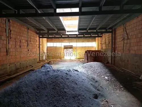 Iris Marín Vende Terreno Propio De 266 Mts Ubicado En Zona Comercial Centro Barquisimeto