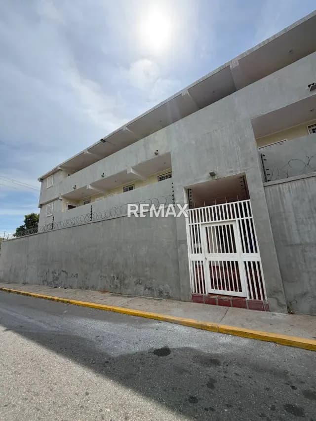 Apartamento en Res. Caney