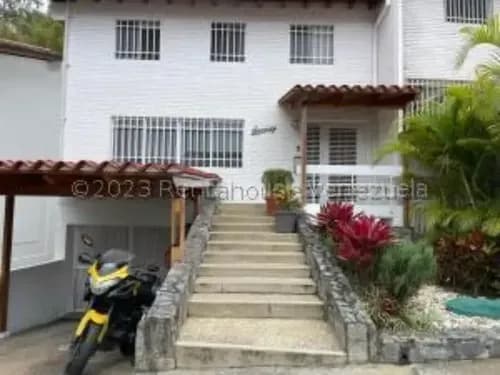 #26-1190 Espectacular Y Amplio Town House En Alto Prado