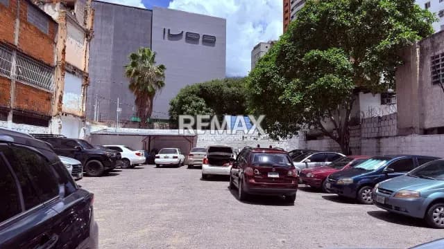 Terreno en Venta- Avenida Valparaiso