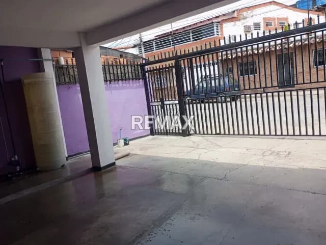 Casa Residencial - Comercial cerca de Ascardio, Barquisimeto