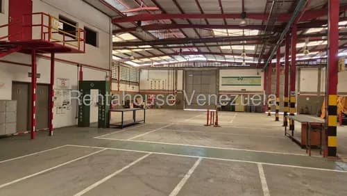 Ng 26-9084 Espacioso Galpón En Alquiler En Guatire, Tres Amplias Naves Que Pueden Adaptarse Y Distribuirse De Acuerdo A Las Necesidades De Tu Negocio