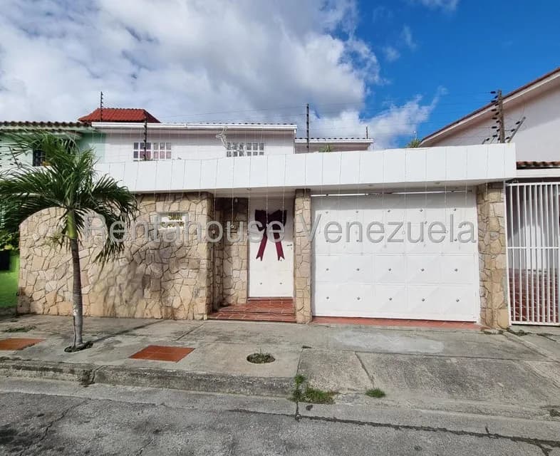 Casa (Duplex) en Venta en Villa Heroica, Miranda
