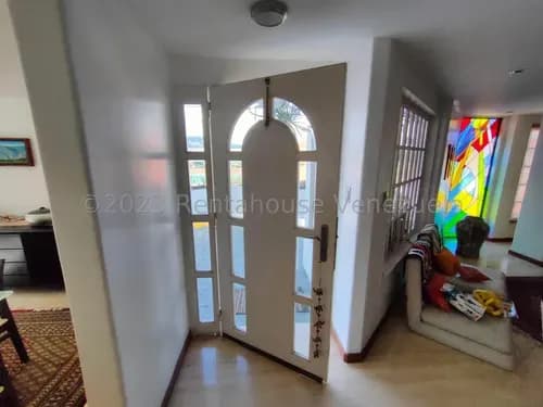 Y.a / Casa En Venta - Cumbres De Curumo / Mls #26-459