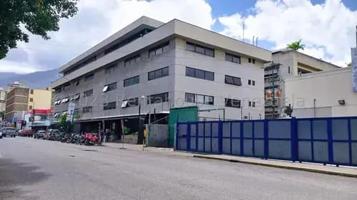 Rah Chacao Alquila Oficina Los Cortijos 24-4912