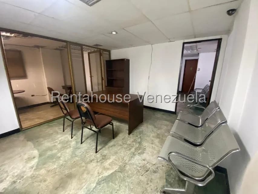 Comercial (Oficina) en Alquiler en Centro, Lara