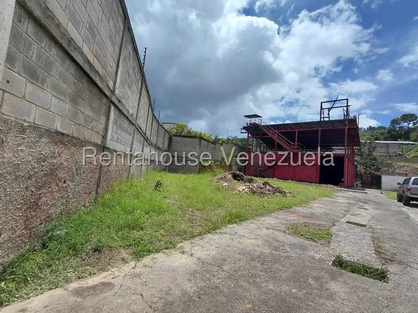 Comercial (Galpon - Deposito) en Alquiler en Mariche, Distrito Metropolitano