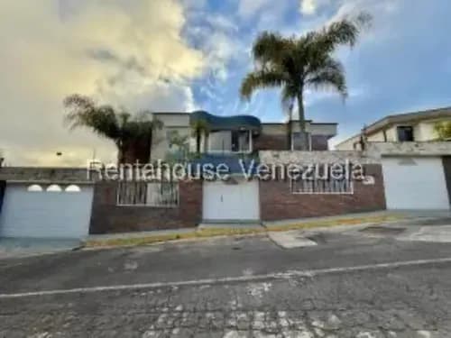 #26-11951 Exclusiva Casa En Parque El Retiro