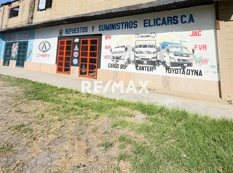Se Vende Bodegon con local comercial