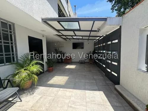 Ng 26-17178 Bonita Casa En Venta Colinas De La California. Espectacular Terraza Con Vista Al Ávila