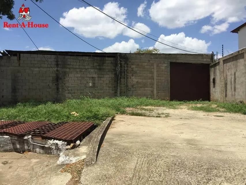 Comercial (Galpon - Deposito) en Venta en Los Laureles, Guarico