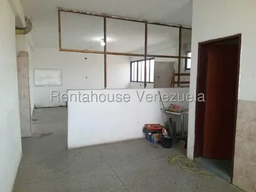 Inmuebles Milagros Nazareth Apartamento En Alquiler En Barquisimeto Lara Zona Centro. Codigo Del Inmueble 26-16577 Economica Residencial Economico