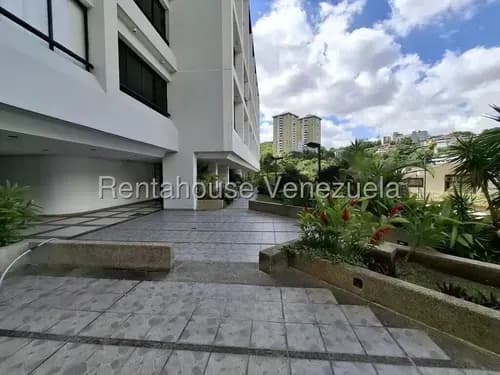 Apartamento En Alquiler, Urb. Colinas De Bello Monte