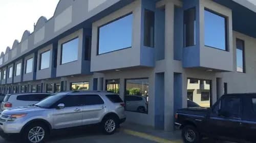 Leandro Araque Inzitu Realtors Vende Local En Zona Industrial Castillo San Diego