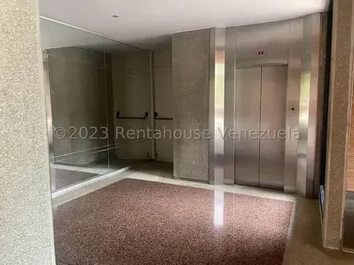 Acogedor Apartamento En Alquiler Colinas De Valle Arriba Abm