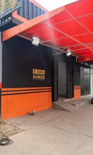 Local Comercial En Alquiler En Via Principal De Flor Amarillo Im 2355