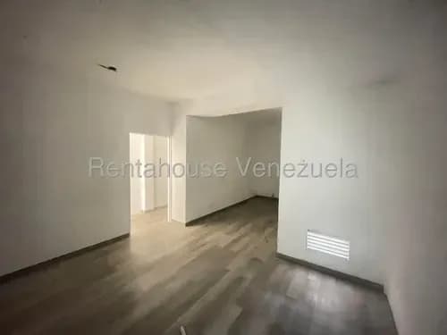 Naudy Escalona & Maribel Morillo Asesores Inmobiliarios De Rentahouse Alquilan Excelente Local Comercial En Zona Este De Barquisimeto 26-14984 Lara