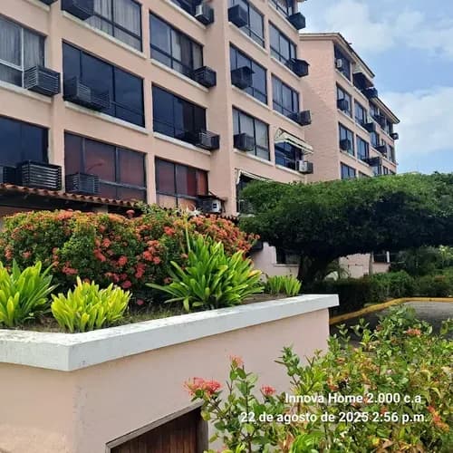 Apartamento En Venta Higuerote Aguasal