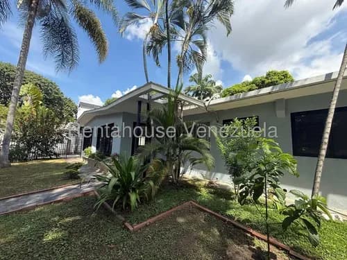 Leandro Manzano, Casa En Venta, Ubicado En La Floresta, Av, #26-20730